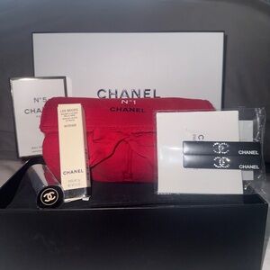 CHANEL BUNDLE: BEAUTY ROLL BAG, HAIR CLIPS, LIP BALM, COMPACT BRUSH